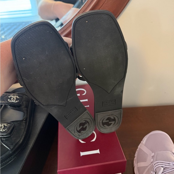 Gucci Rubber Pool Slides, 41 - Picture 2 of 3